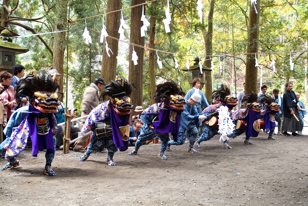 浦山の獅子舞のサムネイル画像