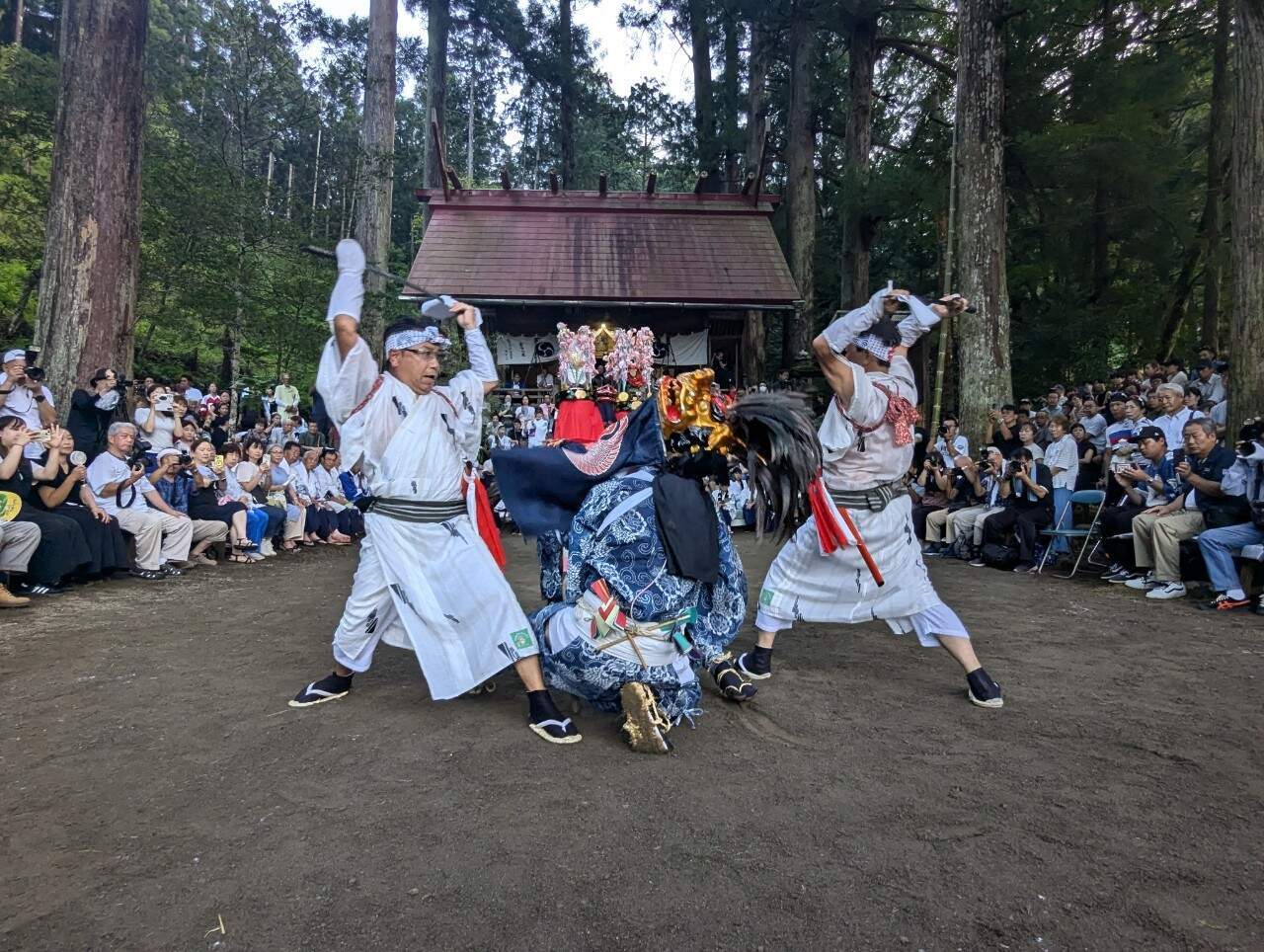 下名栗の獅子舞のサムネイル画像