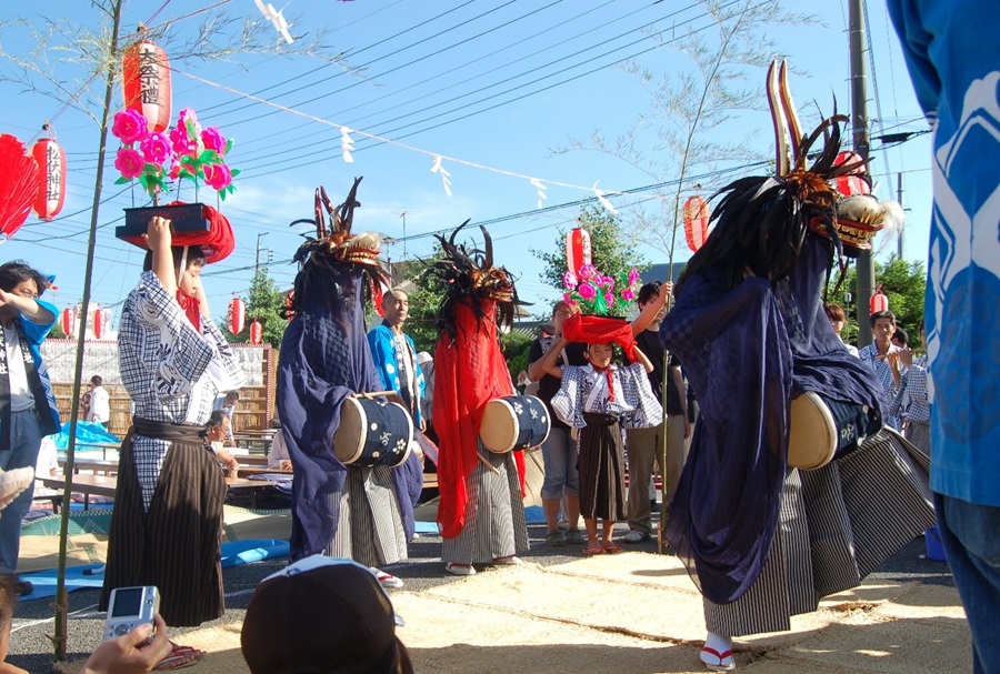 松伏神社のささら獅子舞のサムネイル画像