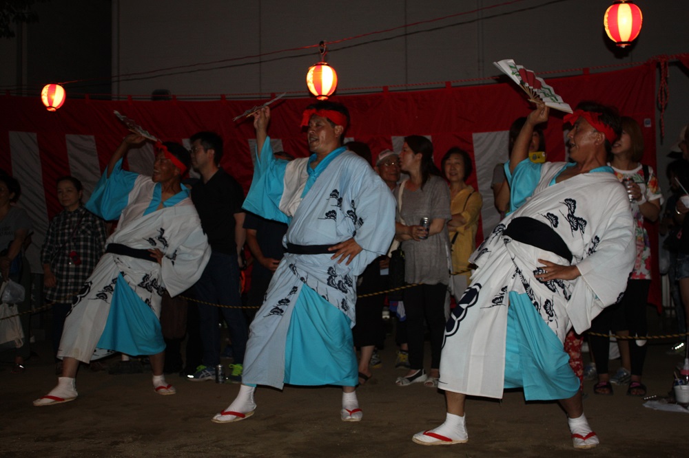 やったり踊りのサムネイル画像