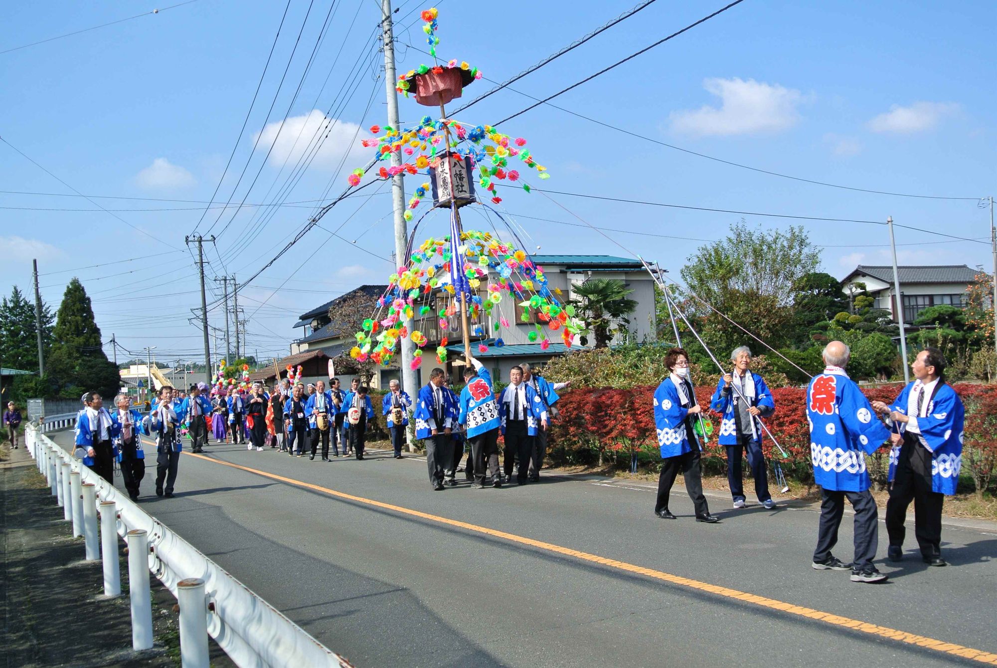 上野本八幡神社　例大祭（獅子舞）のサムネイル画像